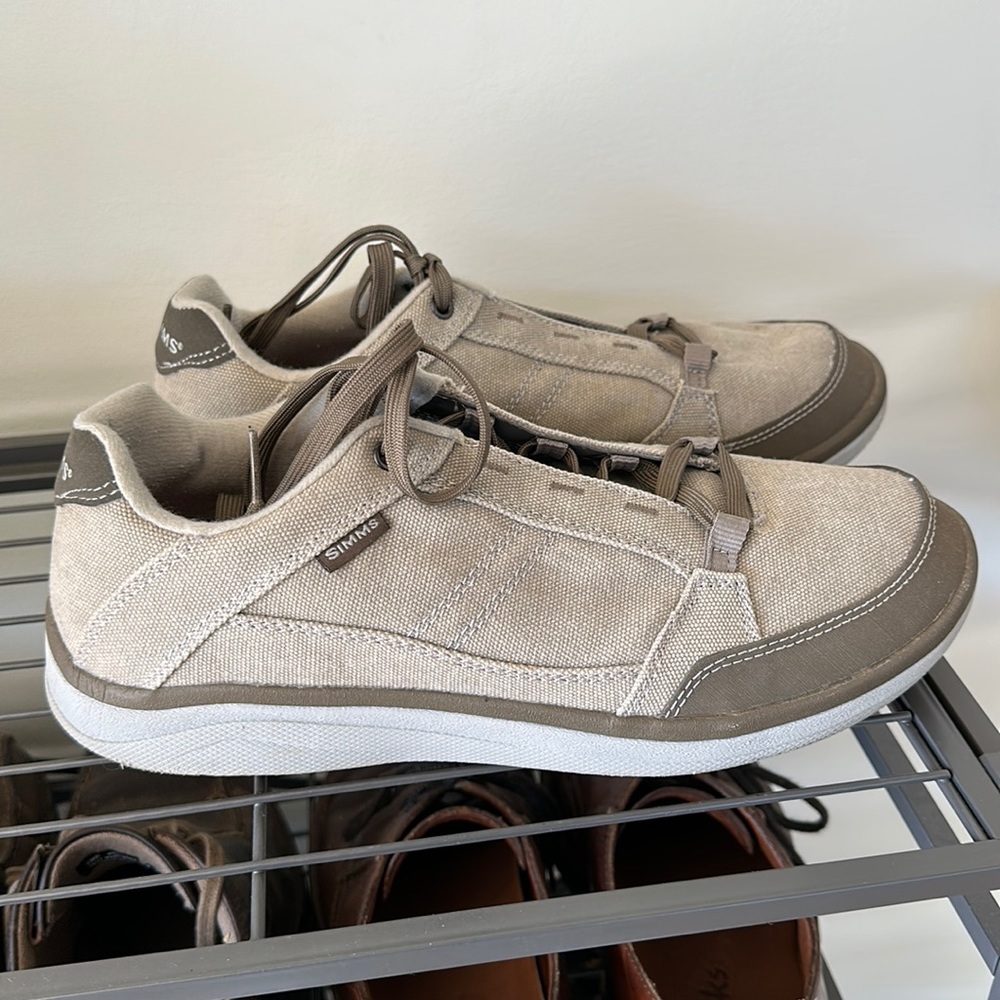 Simms casual shoe canvas
